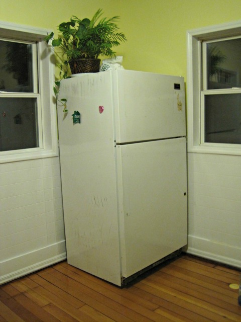 After 3 days to cure, the varnish was ready for "normal use"- time to move in the furniture! | Refinishing hardwood floors hardwood floor kitchen yellow fridge